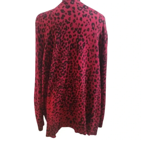 Croft&Barrow Red/Black Leopard Cardigan - Picture 4 of 9